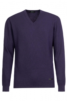 Regular purple sweater