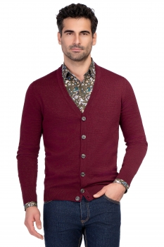 Slim body burgundy sweater
