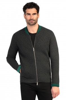 Slim body grey sweater