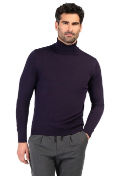 Slim body purple sweater