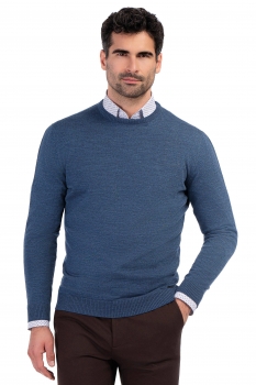 Regular blue sweater