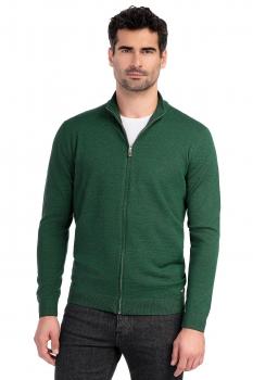 Regular green sweater