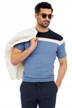 Tricou slim albastru cu dungi