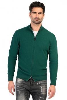 Regular green sweater