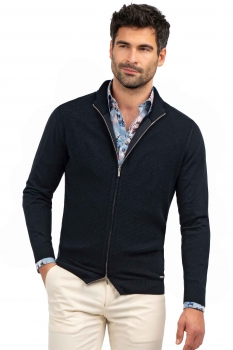 Regular navy sweater