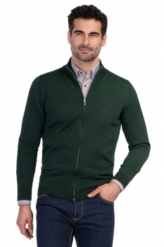 Slim body green sweater