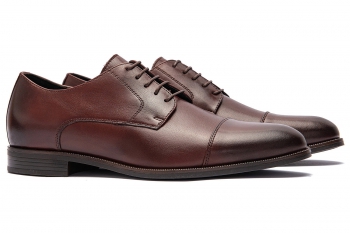 Burgundy genuine leather shoes