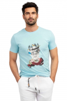 Light blue t-shirt