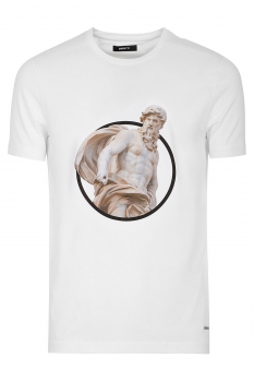 White t-shirt