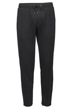 Slim body black plain trousers