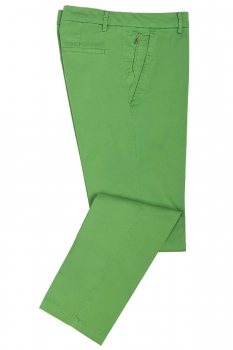 Slim body green plain trousers