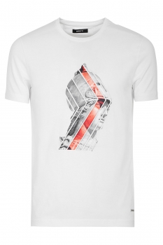 White t-shirt